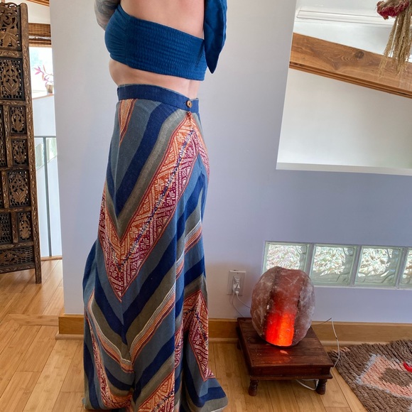 Vintage Linen 70’s skirt - Picture 3 of 8